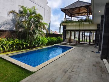 Dijual Villa di Ungasan Kuta Selatan