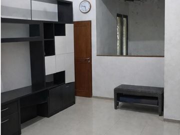 Dijual Rumah Hook Semi Furnish Purimas REV.A765