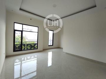 Rumah Brand New Minimalis di Kelapa Lilin Kelapa Gading Jakarta Utara