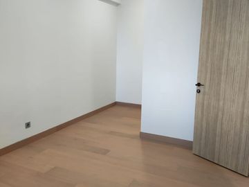 DISEWAKAN 1 UNIT BARU SOHO APARTEMEN UPPER WEST DI JANTUNG CBD BSD
