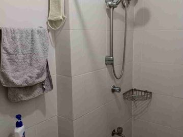 rada regency 1br condo unit for rent near Ayala avenue