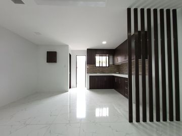 Preselling Townhouse for Sale in Town & Country Executive Village Antipolo -AJCE