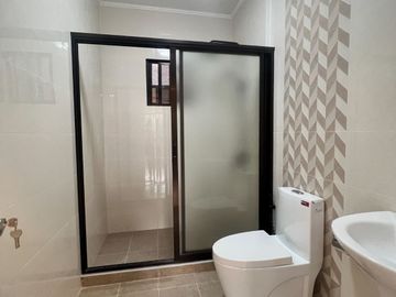 Preselling Townhouse for Sale in Town & Country Executive Village Antipolo -AJCE