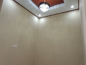 Dijual Rumah Baru di Villa Gading Harapan 1 rumah baru dengan lokasi strategis di kawasan yang sudah berkembang dan ramai. Cocok untuk tempat tinggal