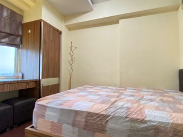 Disewakan Apartemen Green Bay Pluit 2BR Modern Minimalist with Warm Scandinavian Interior Walk to Baywalk Mall Dekat Bandara Soekarno-Hatta & Tol Jaka