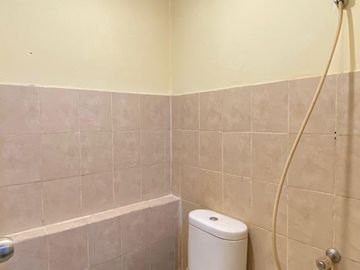 Disewakan Apartemen Green Bay Pluit 2BR Modern Minimalist with Warm Scandinavian Interior Walk to Baywalk Mall Dekat Bandara Soekarno-Hatta & Tol Jaka
