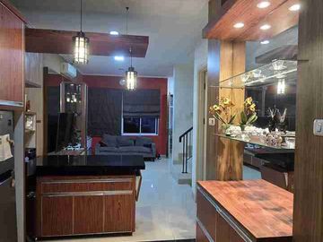 Di Jual Rumah Bagus baru direnovasi di dalam cluster lotus garden grand galaxy Bekasi Selatan
