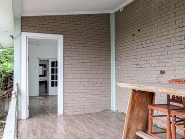 Dijual! Rumah Minimalis dengan view lapangan golf dan hutan kota di Pupuk Balikpapan