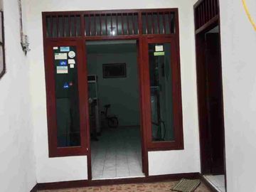 Di Jual Murah Rumah siap huni, bagus, rapi dan bersih di Pondok Pekayon Indah Bekasi Selatan