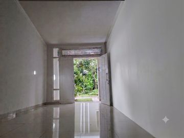 Disewakan Rumah Siap Huni uk 9x17m2 Cluster Vernonia Summarecon Bekasi
