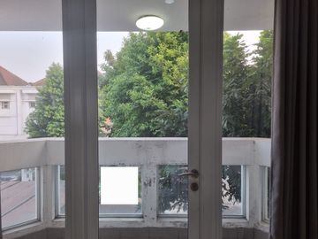 Disewakan Rumah Siap Huni uk 9x17m2 Cluster Vernonia Summarecon Bekasi