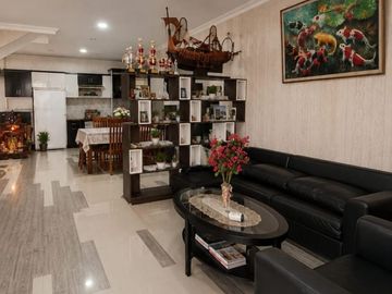 DIJUAL  Rumah Dekat Akses Tol dI Cluster Garcia, Modernland