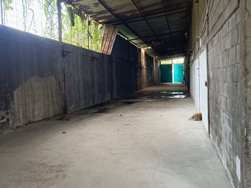 Gudang Bagus Full Renov Akses 40 Ftt Akses Tol di Daan Mogot Batu Ceper Tangerang