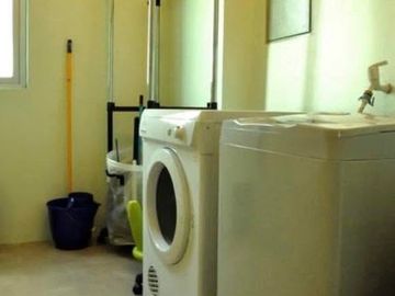 Affordable 2 Bedroom Grand Hamptons Condo For Rent Bgc Taguig