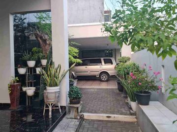 Rumah Grand Galaxy City Bekasi LT 357 m2 LB 300 m2 SHM 5KT 5KM 4,8 M