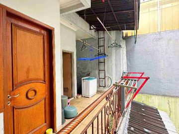 JUAL RUMAH SIAP HUNI KOMPLEK ELIT JATINEGARA BARU JAKARTA TIMUR