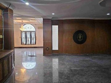 Villa Mewah Hook Komplek Taman Malibuh Indah