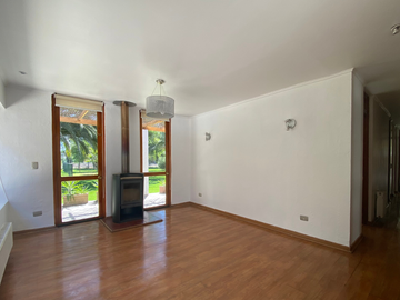 Gran Parcela en Condominio El Algarrobo de Batuco – Exclusividad y Encanto Chileno.