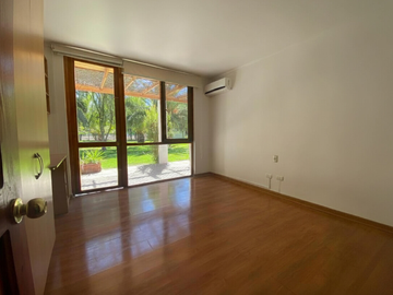 Gran Parcela en Condominio El Algarrobo de Batuco – Exclusividad y Encanto Chileno.