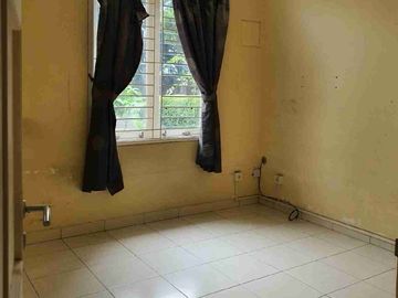 Rumah Luas Ada Backyard Di Serenade Lake Gading Serpong