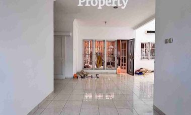 Dijual Rumah Di Kota wisata Cibubur dekat sekolah Penabur