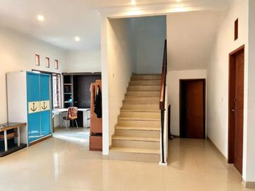 Dijual rumah 2 lantai dalam perumahan Billy Moon Pondok Kelapa Duren Sawit Jakarta Timur AC69