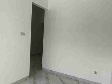 Dijual Rumah Baru Gress Tenggilis dekat Ubaya