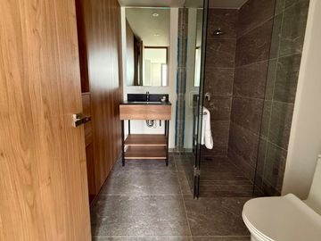 Renta Departamento en Entre Bosques, Zona Real