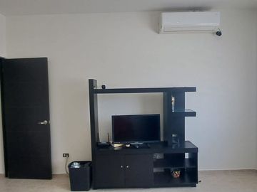 CASA AMUEBLADA DE 3 RECAMARAS EN RENTA EN PRIVADA MILENIO DZITYA