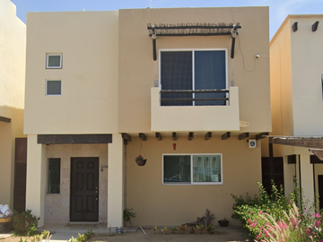 CASA EN VENTA EN FRACC. PORTALES, CABO SAN LUCAS.