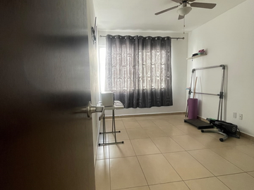 Casa en venta de 3 niveles en Condominio San Jerónimo, Corregidora, Querétaro.