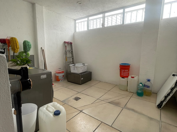 Casa en venta de 3 niveles en Condominio San Jerónimo, Corregidora, Querétaro.