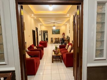 JUAL CEPAT RUMAH 2MAN SIAP HUNI RAPIH TERAWAT DI SRENGSENG JAKARTA BARAT