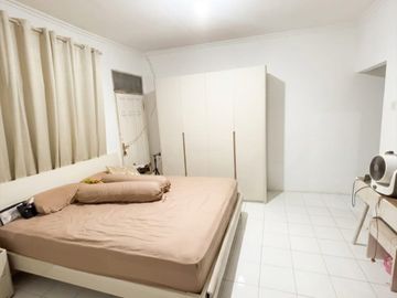 JUAL CEPAT RUMAH 2MAN SIAP HUNI RAPIH TERAWAT DI SRENGSENG JAKARTA BARAT