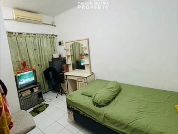 JUAL CEPAT RUMAH 2MAN SIAP HUNI RAPIH TERAWAT DI SRENGSENG JAKARTA BARAT