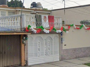 CASA EN VENTA BLVRD POPOCATEPETL VALLE DORADO LOS PIRULES TLALNEPANTLA EDO MEX
