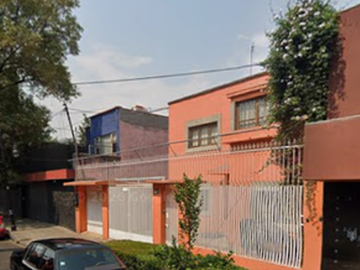 CASA EN VENTA EN COYOACAN CDMX