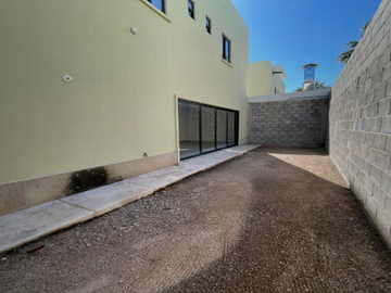 CASA DE ENTREGA INMEDIATA EN GRAZALEMA,. REAL DE CASTILLA, HERMOSILLO, SONORA