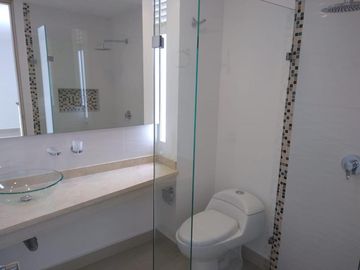 Se vende casa de lujo al sur de Cali.
