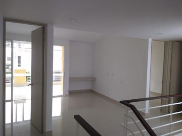 Se vende casa de lujo al sur de Cali.