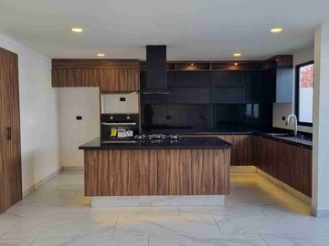 CASA EN VENTA EN LOMAS DE ANGELOPOLIS, PUEBLA