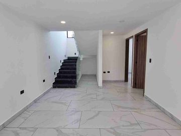 CASA EN VENTA EN LOMAS DE ANGELOPOLIS, PUEBLA