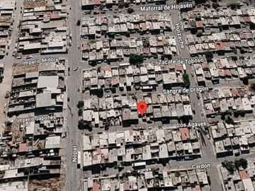 Casa en Venta en C. Los Agaves, Loma Linda, 25016 Saltillo, Coah., México