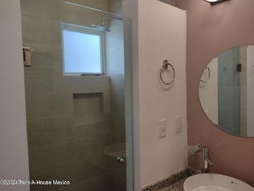 Departamento Contemporáneo en Zákia con Excelente Equipamiento DT382