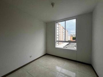 VENTA DE APARTAMENTO EN VALLE DEL LILI - 4 PISO CON ASCENSOR.