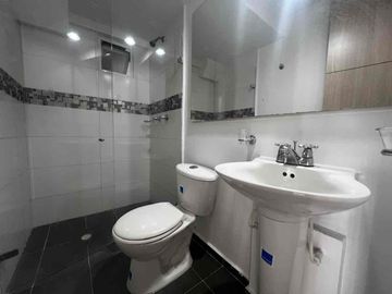 VENTA DE APARTAMENTO EN VALLE DEL LILI - 4 PISO CON ASCENSOR.