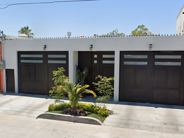 Casa en Venta en Zona Central, La Paz, Baja California Sur. CLL