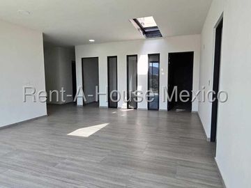 Villas del Mesón Residencia Premium con Habitación de Visitas y Family Room RM108