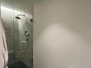 Loft amueblado en renta en Adamant Grand León