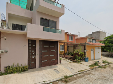 Casa en Venta en C. Gardenia 116, Zona Sin Asignación de Nombre de Col 24, 29045 Tuxtla Gutiérrez, Chis.